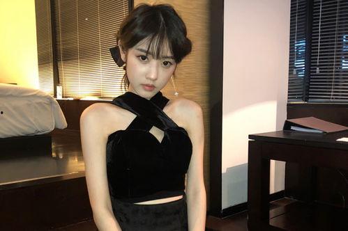 抖音吃瓜网红美女,揭秘网红圈背后的故事与魅力”